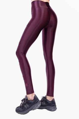 Cascade Leggings in Silk-Effect Lycra