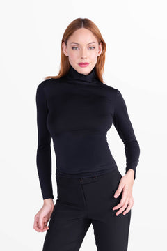 1 Star Turtleneck Black in Silky Lycra