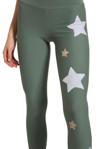 Venere Oliva de cintura alta con estrellas